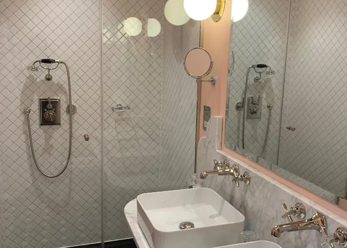 Henrietta ExperimentalHotel Londres